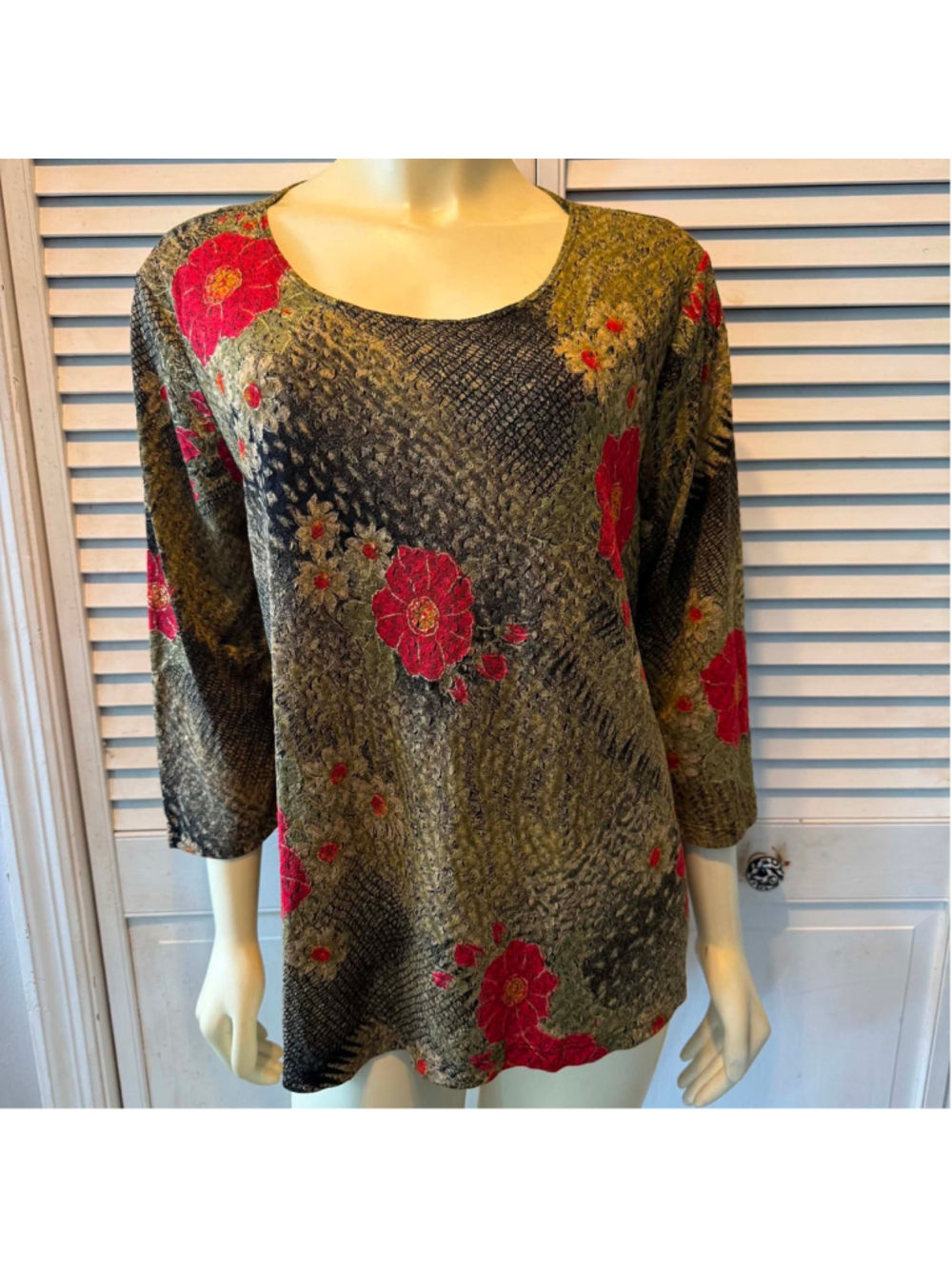 Women's Bridget B Floral Blouse 2X Green Red 3/4 Sleeve Top